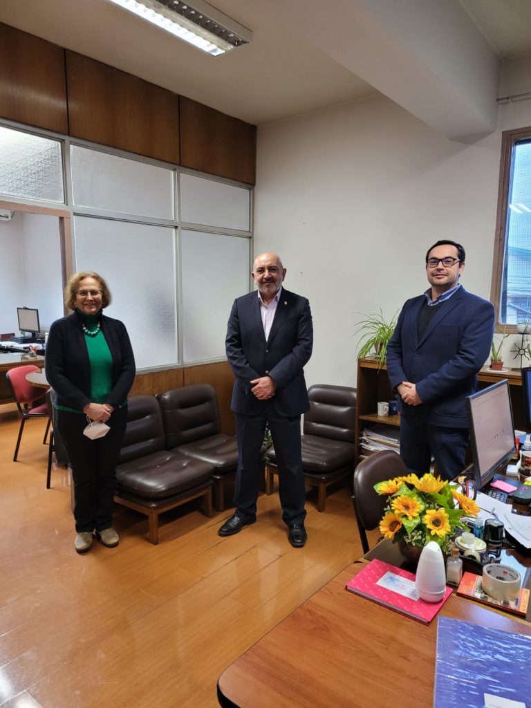 Benito Umaña Hermosilla compromete apoyo para la creación de la Facultad de Ciencias Sociales