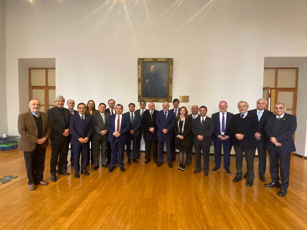 Rector Benito Umaña fue electo presidente de la Agrupación de Universidades Regionales