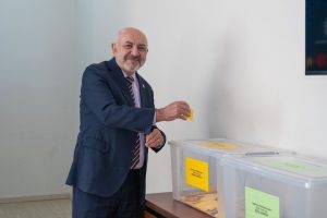 Elección de rector o rectora: Comisión Electoral realizó escrutinio general de la votación